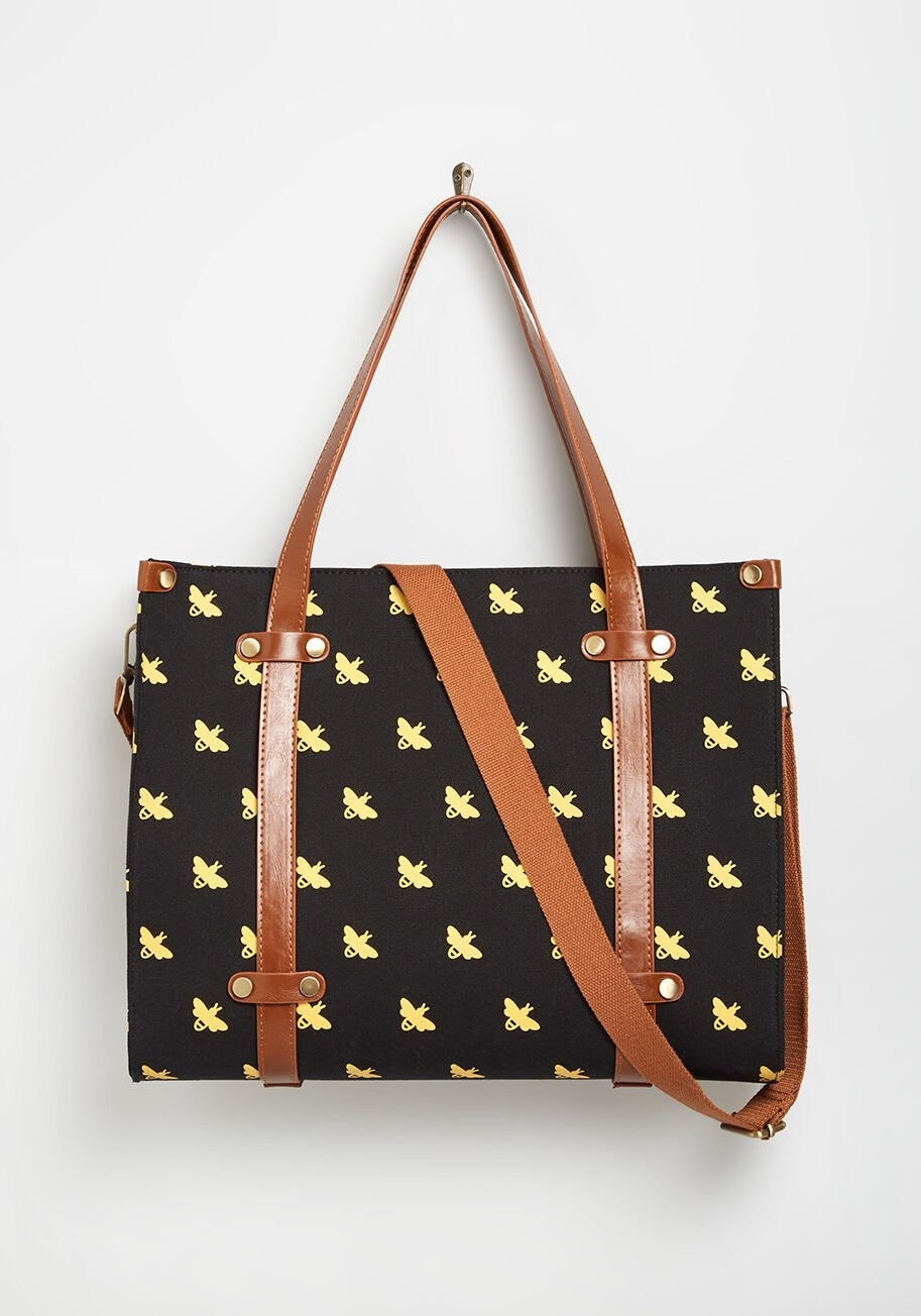 Camp Director Zipped Tote | Modcloth