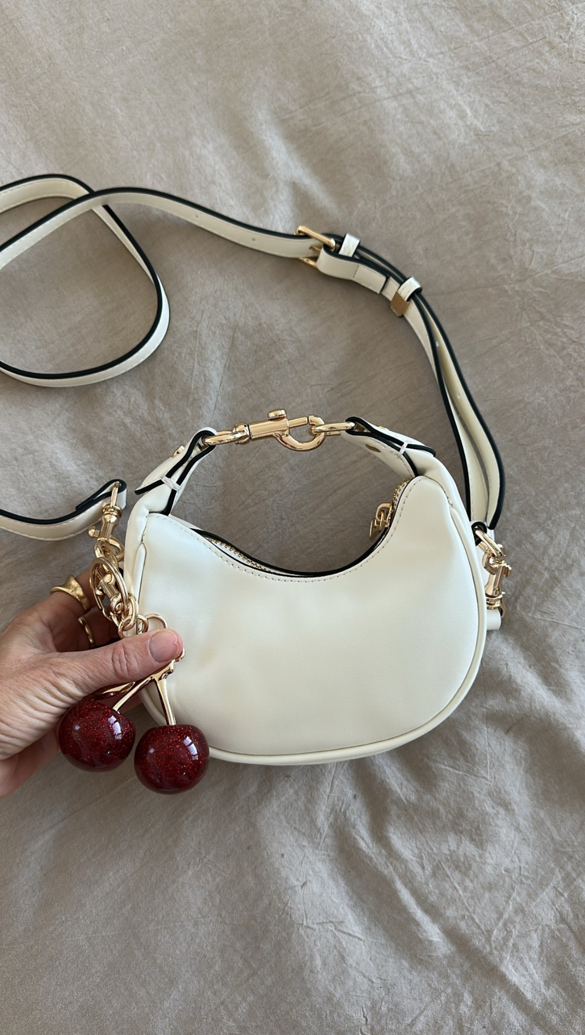 The cutest cherry handbag for spring 

#LTKSeasonal #LTKStyleTip #LTKFindsUnder50