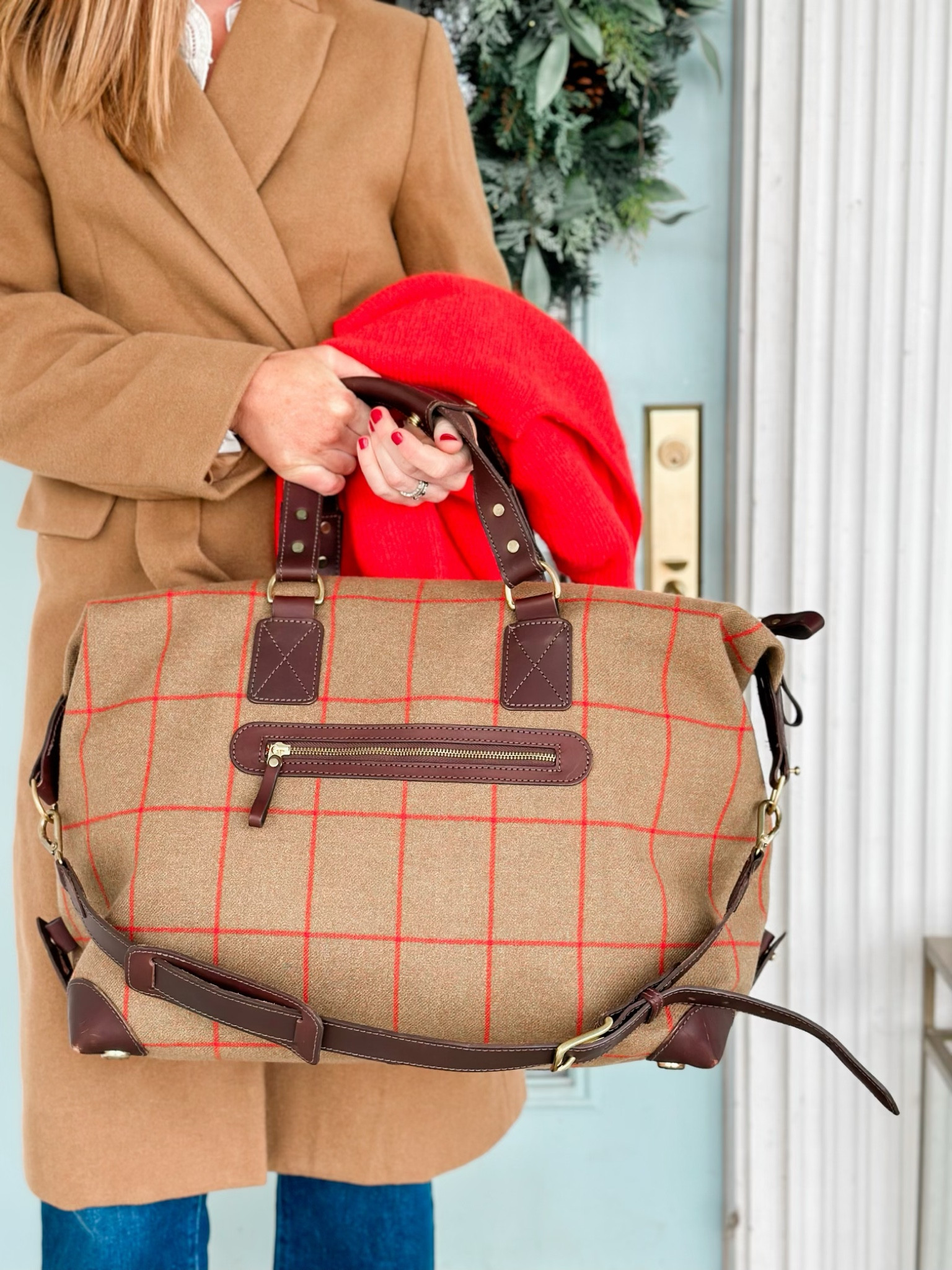 A stylish weekender bag that wholes the perfect amount for any weekend away.  Made from Scottish tweeds.  I love the classic camel with red window pane pattern. ❤️

#LTKstyletip #LTKtravel