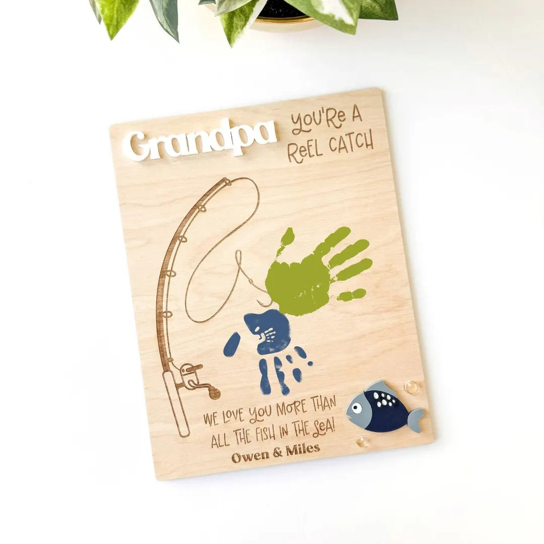 Fathers Day Fishing Handprint Sign, Fishing Gift, Personalized Gifts for Dad, Grandpa Gift - Etsy | Etsy (Global)