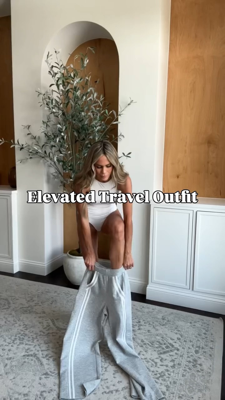 This set is so cute and would make a perfect travel outfit - or would make the perfect sports mom outfit!

High waisted pants with an elastic waistband and pockets are so comfortable for travel - love the full zip jacket. I love to layer over a seamless top or bodysuit in case I get hot or cold! 

#traveloutfits #airportoutfit

#LTKgrwm #LTKootd #LTKTravel