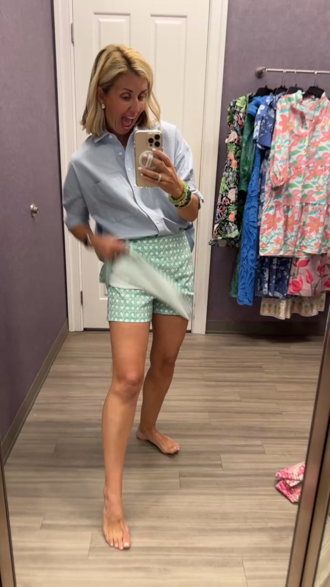 I found this skirt right when I walked in the door. I’m pairing it with a shirt I already had on when I walked in and how cute is this? It’s literally $18 and comes in 3 cute patterns. 
Blouse - xs
Skirt - 4

*Use my code Catherine20 on A+B
*Use my code Mixandmatchmadness on Loopy



#LTKSeasonal #LTKOver40 #LTKSaleAlert