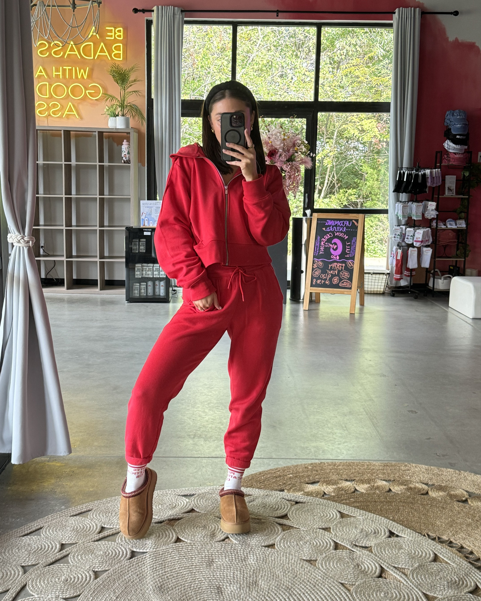 Romanticizing over a red moment  
5’5
Top -small
Jacket -small
Pants -small 

#LTKFitness #LTKFindsUnder100 #LTKActive