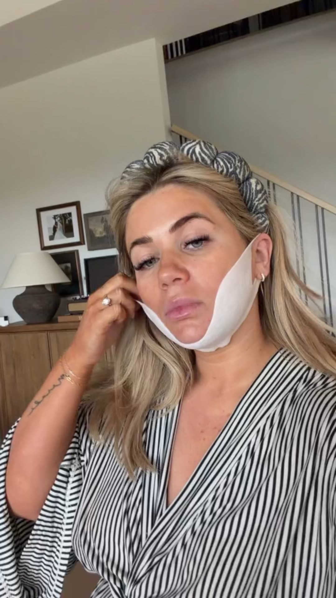 The best chin masks from Amazon!!! I like to use these in the morning and feel snatched the rest of the day 

#LTKBeauty #LTKSpringSale