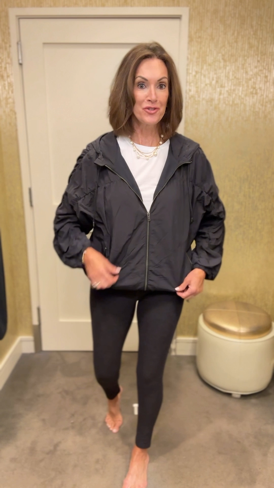 Activewear style 
Leggings - large 
Jacket - Medium 
Tank - M

Activewear 

#LTKActive #LTKStyleTip #LTKSaleAlert