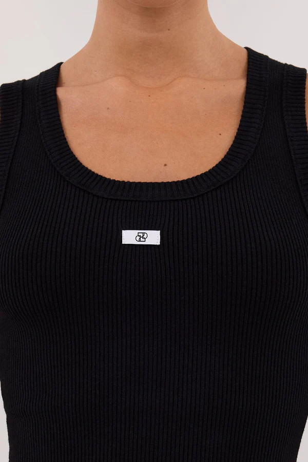 SIGNATURE BLACK TANK | DISSH