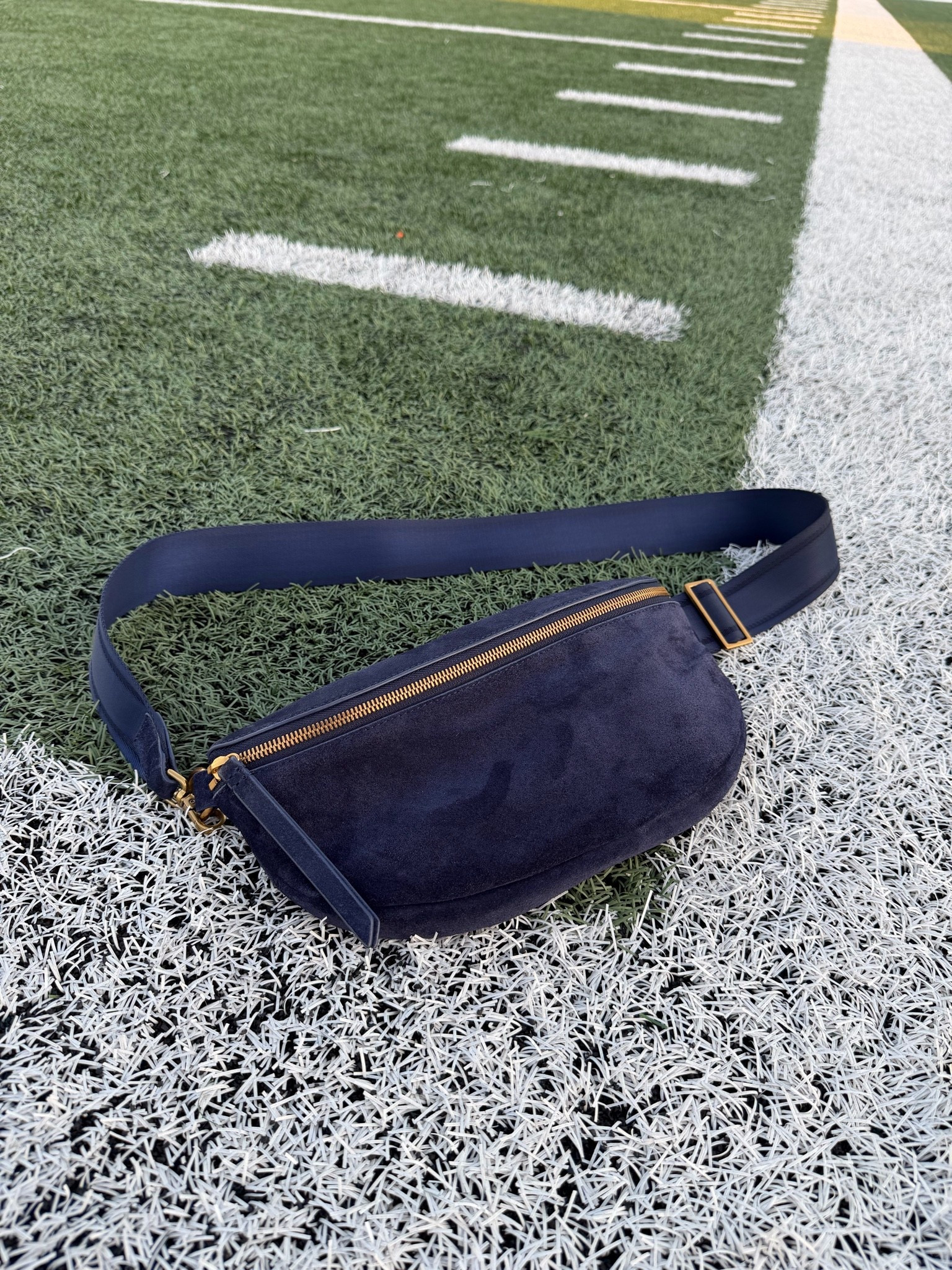 This bag has survived football season, errands, and Target runs 😂

#LTKootd #LTKdayinmylife #LTKmomlife