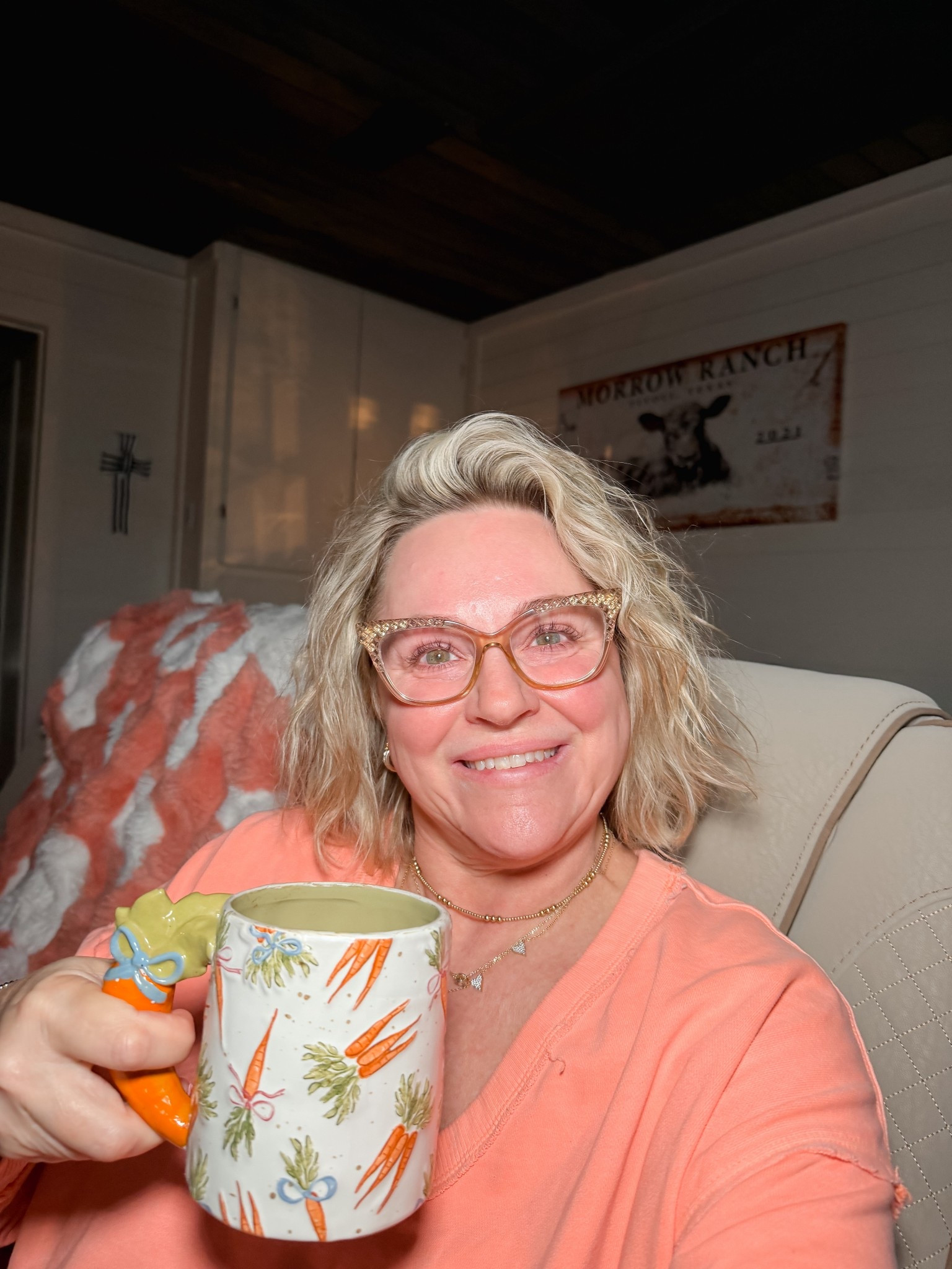 Happy day with a cup of coffeee

#LTKmomlife #LTKdayinmylife #LTKgrwm