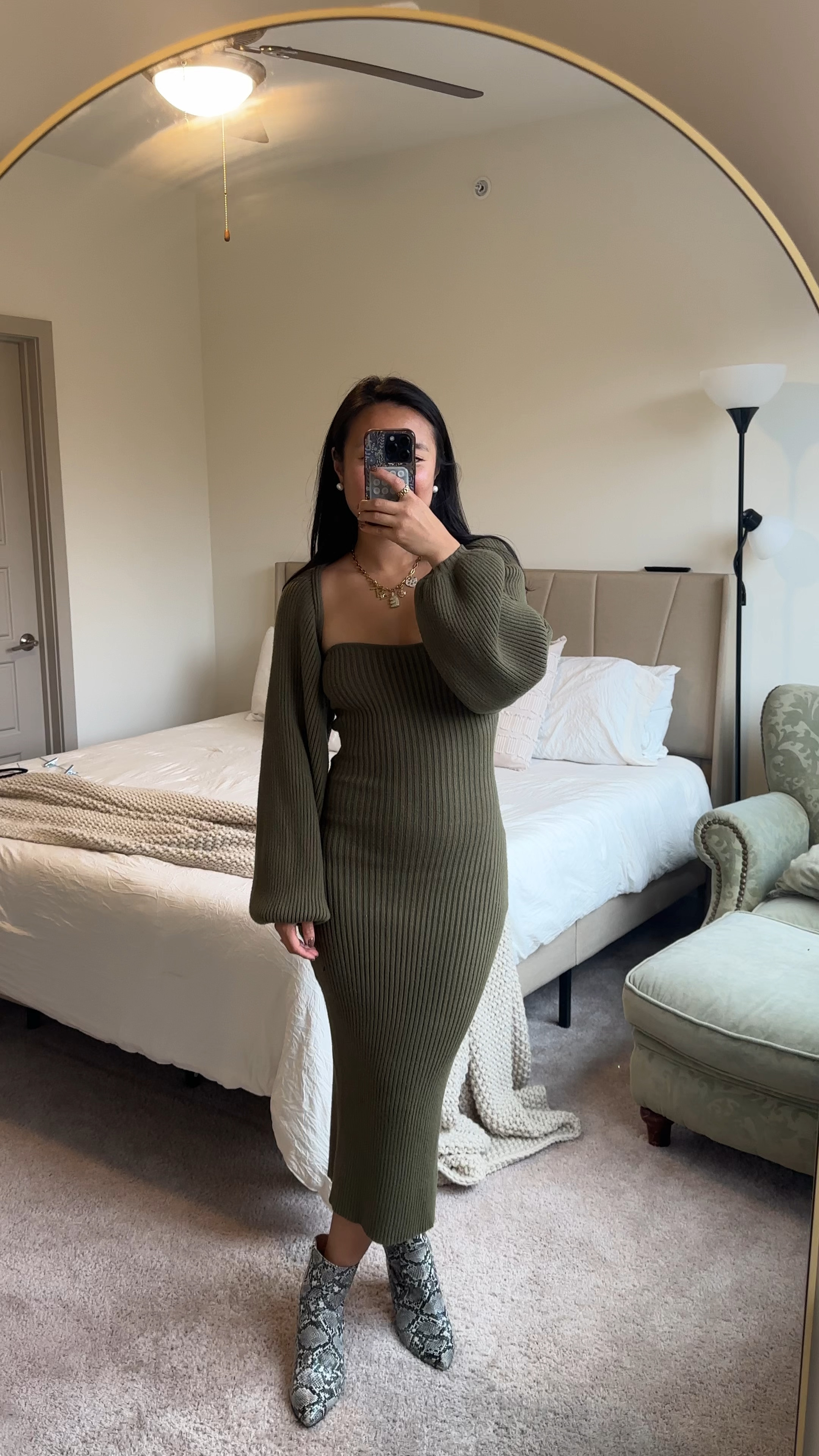 I cannot get over this set from lulus!! It’s also on sale right now!!

#LTKHoliday #LTKSeasonal