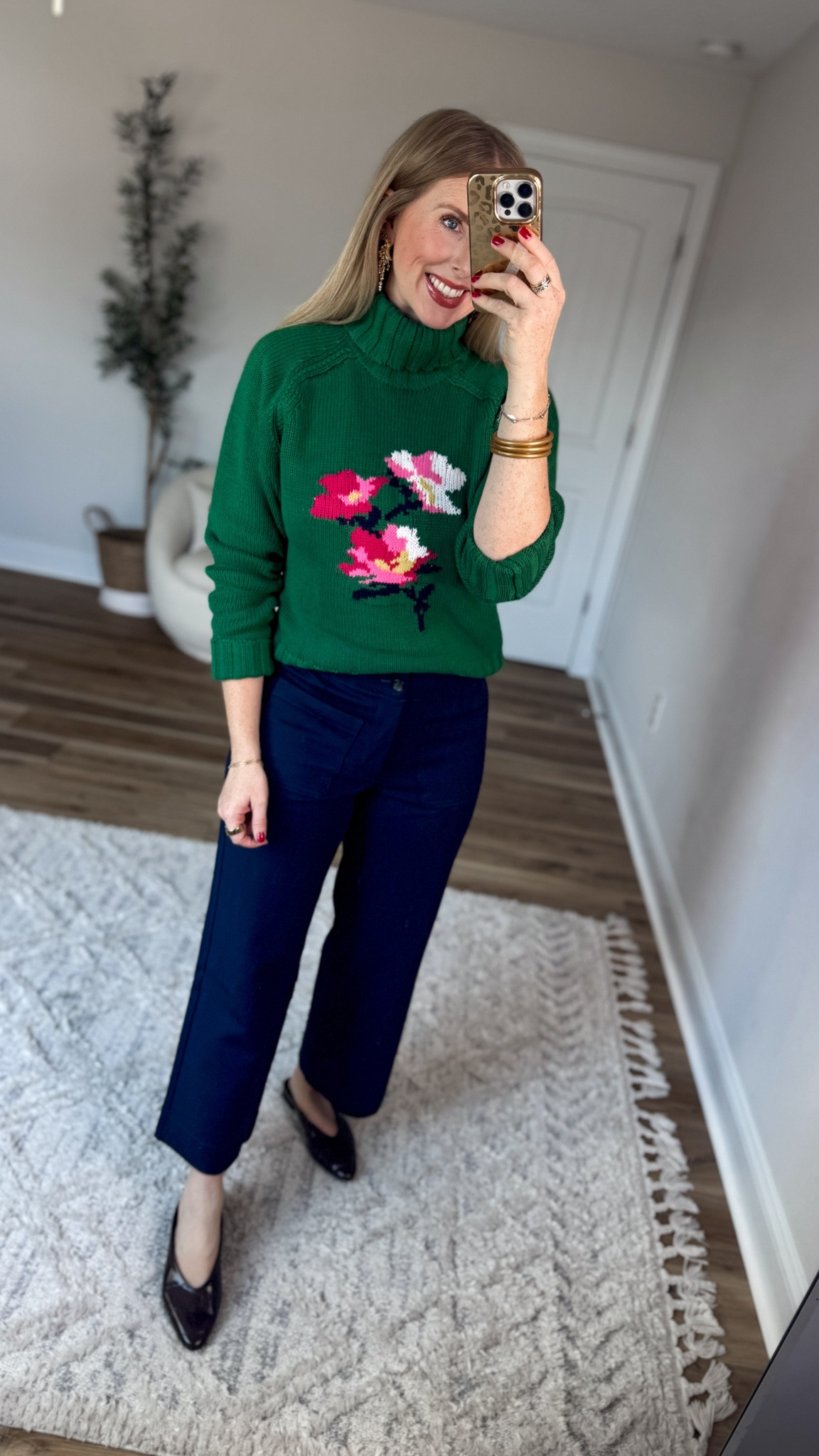 Weekend Walmart Wins try-on
Floral turtleneck sweater- medium 
Ponte patch pocket pants- 6

#LTKootd
