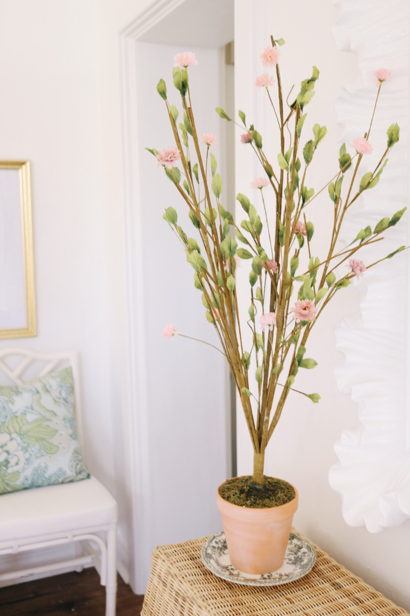 Pottery Barn Picks🌸🌷🎀
As spring makes a subtle approach, I’ve linked subtle springy accent pieces to add a little bloom & blue sky right into your space. Most of these items are on sale today!

#LTKHome #LTKSeasonal #LTKSaleAlert