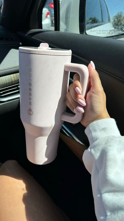 staying hydrated with hydrojug! so many different colors to choose from 🤍 sharing my favorites below! 

 #LTKHome