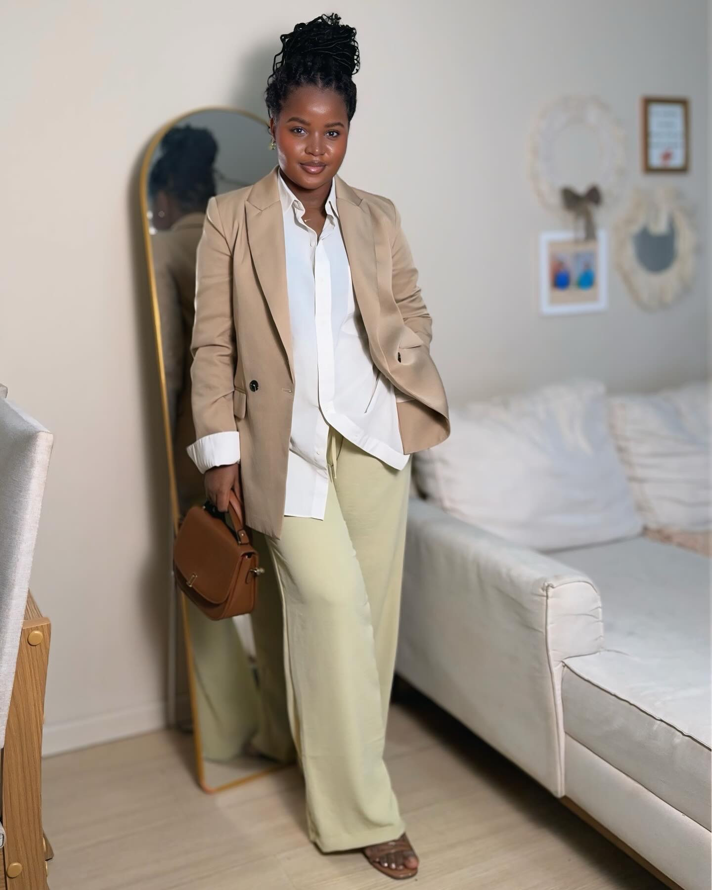 Sugestão de look com blazer do Aliexpress! 

#lookdodia #look #blazer

#LTKbeleza #LTKbrasil