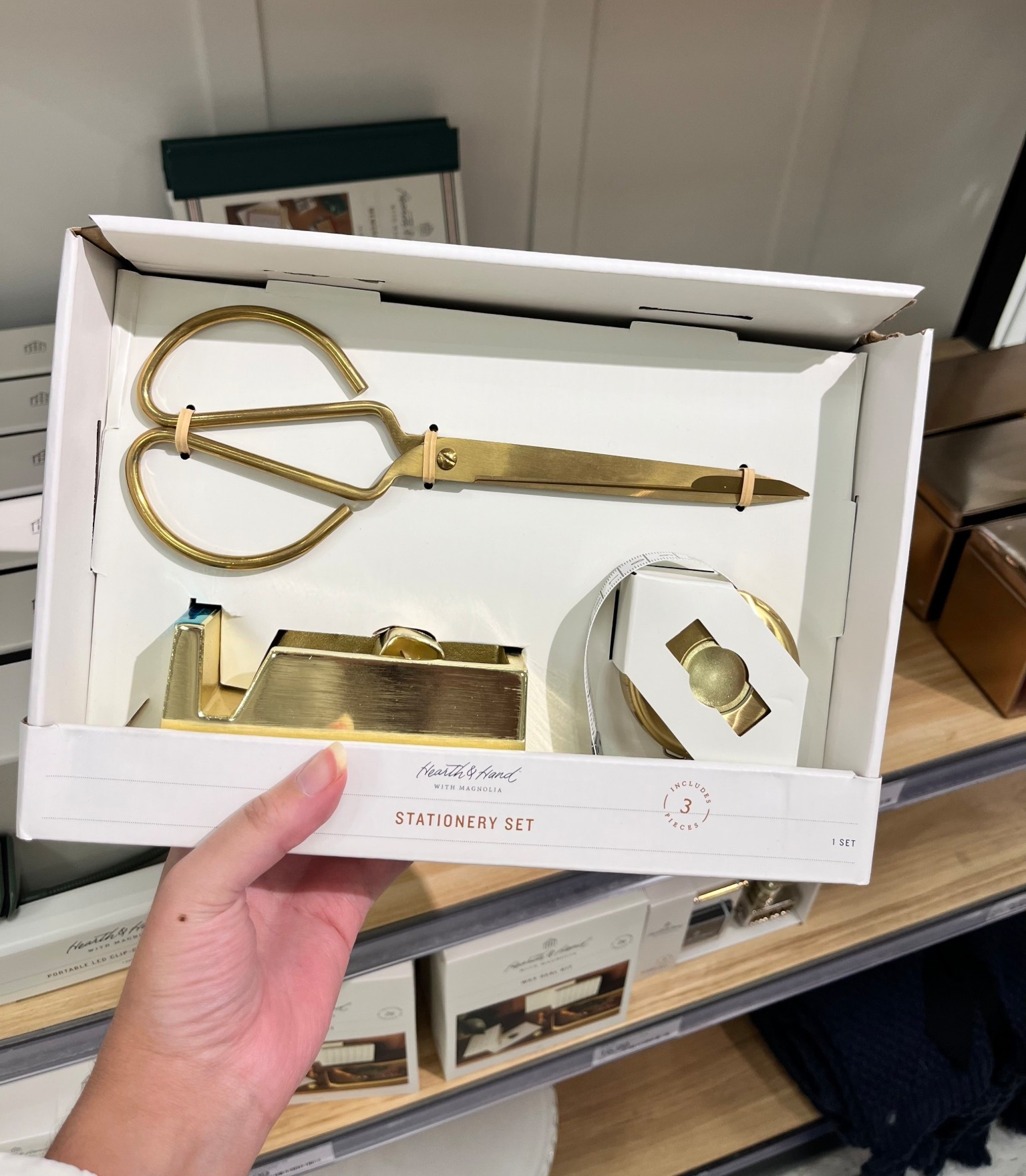 New @Target Hearth & Hand arrival

Target home decor | Target new arrival | spring decor | stationary | Affordable home decor | elevated home decor | elegant home decor | neutral home decor | aesthetic home | home finds under $50 | Amazon home finds | amazon luxury finds | amazon aesthetic home  | apartment decor | affordable apartment finds | apartment finds |

#LTKHome