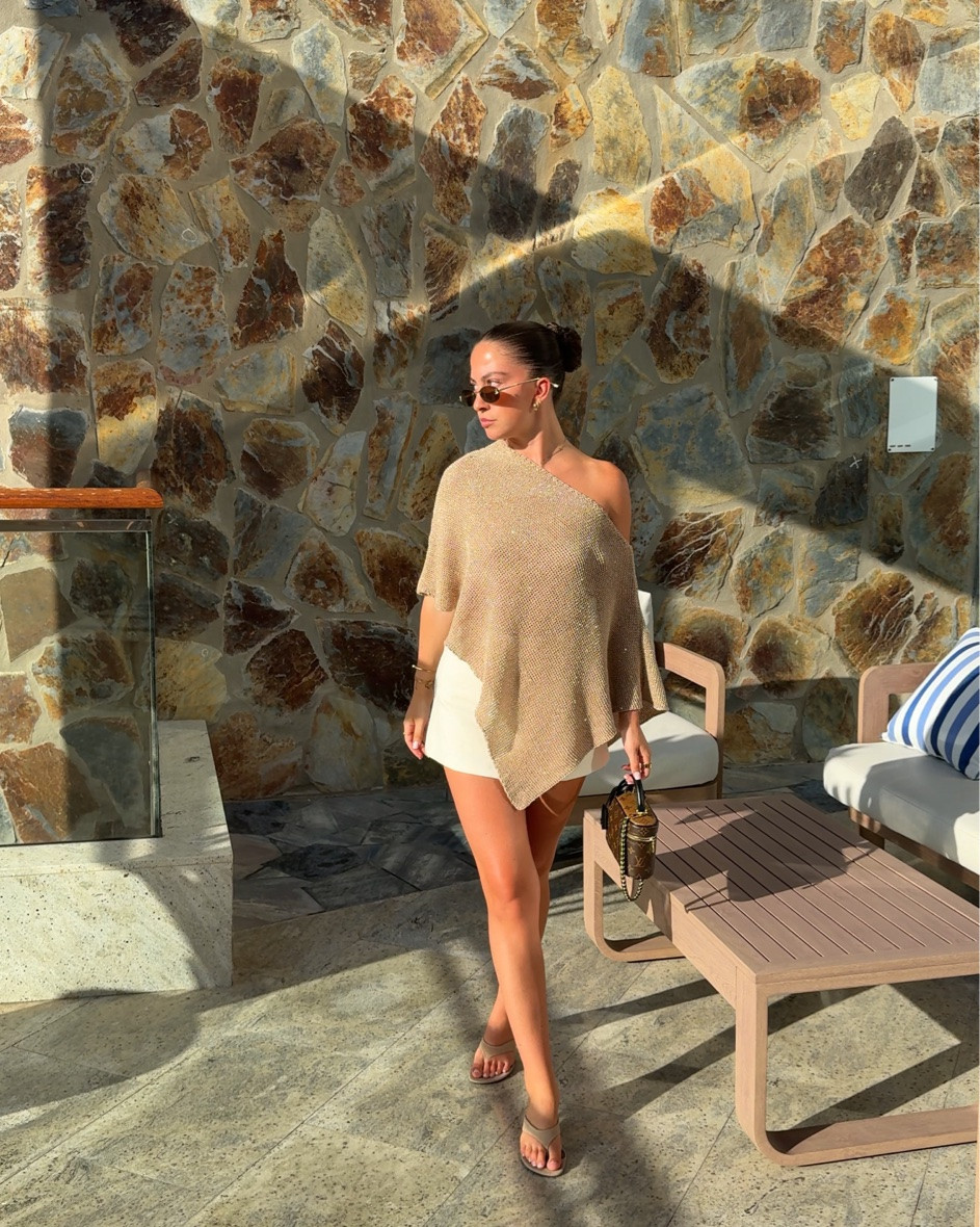Cape top - holiday - new in - summer - festival - Europe - poncho -

#LTKstyletip #LTKsummer #LTKfestival
