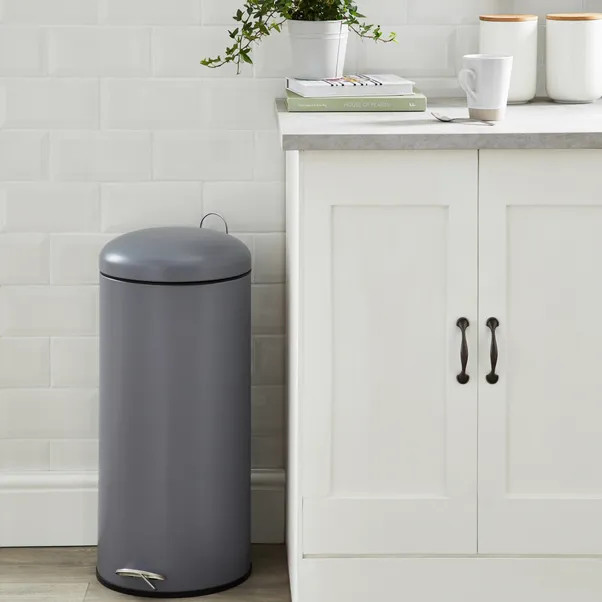 30L Pedal Bin | Dunelm