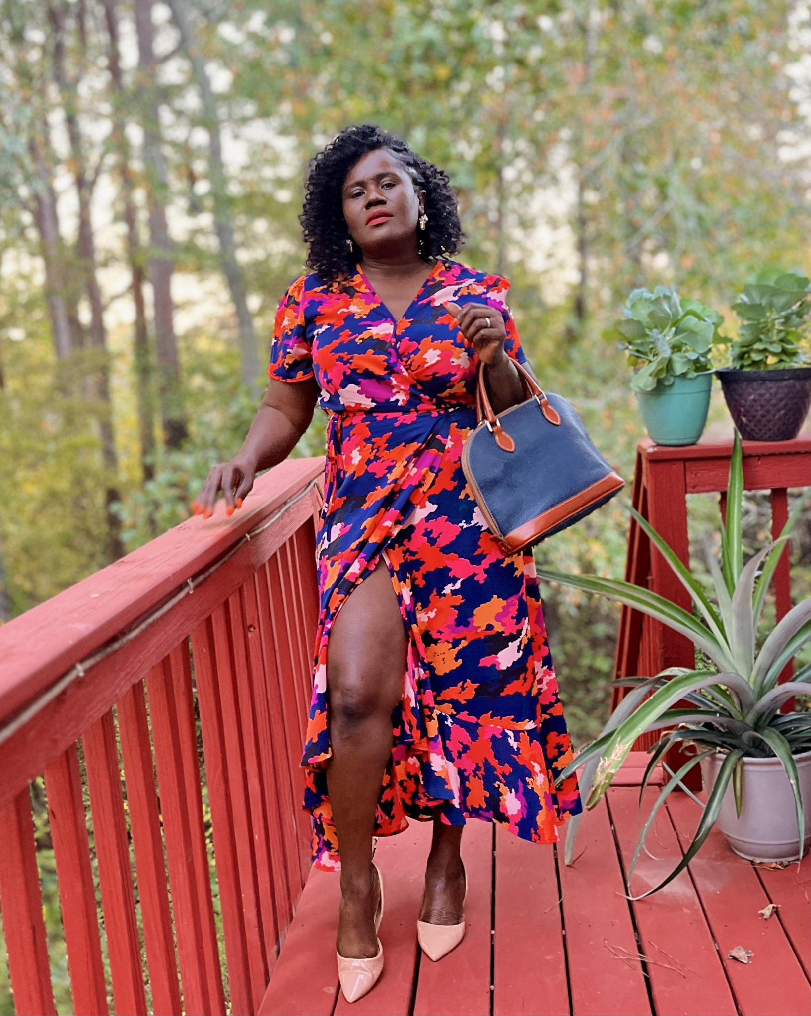 Fall florals are having their moment 🍂✨ I love how this bold wrap dress transitions perfectly from summer to fall — just add a structured bag and neutral heels to complete the look. Who says florals are only for spring? 
.
.
.

#FallFashion #FallStyleInspo #LTKFall #FallOutfitIdeas #LTKunder100 #OOTD #MidiDressStyle #FallFlorals #WhatIWore #LTKfashionfinds #LTKstyle #WrapDress

#LTKMidsize #LTKFindsUnder50 #LTKStyleTip