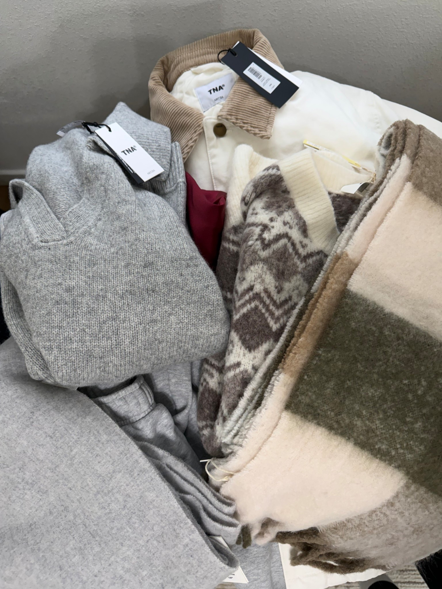 Aritzia order this week 👀 



#LTKootd #LTKGiftGuide #LTKHoliday