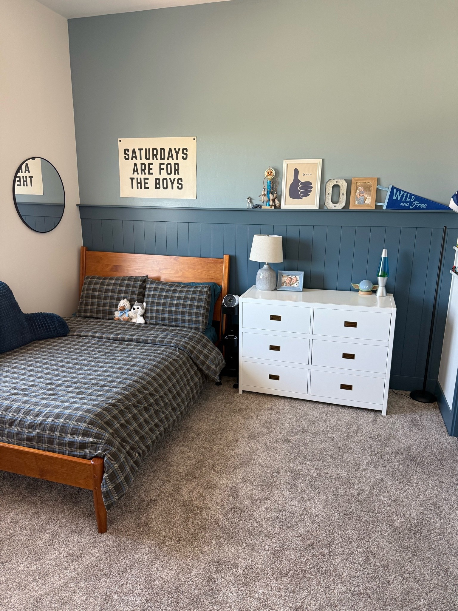 Boy’s bedroom makeover 💙

#LTKmomlife #LTKHome