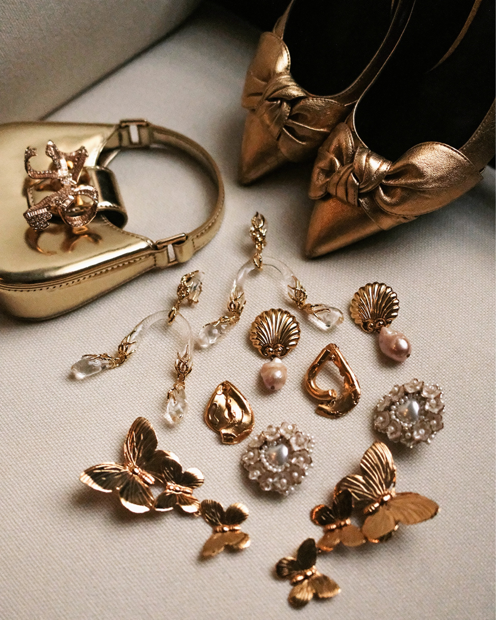 Gold details, gold bag, gold shoes, Ted Baker, Self Portrait, Jennifer Behr, Alexis Bittar, gold jewellery, party look ✨

#LTKpartywear #LTKbag #LTKluxury