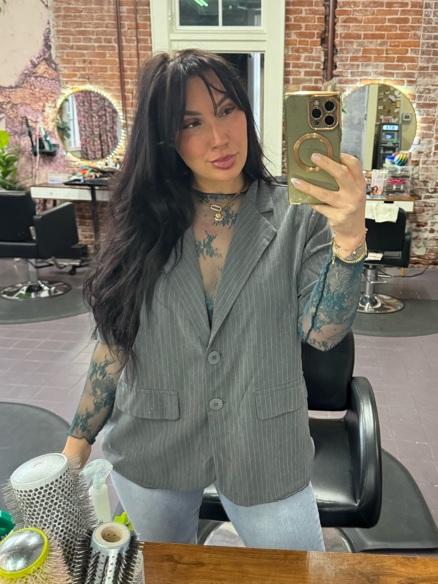 #OOTD #hairstylist #salonoutfit

#LTKStyleTip #LTKBeauty #LTKMidsize