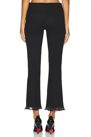 Kelly Capri en Black | Revolve Clothing (Global)