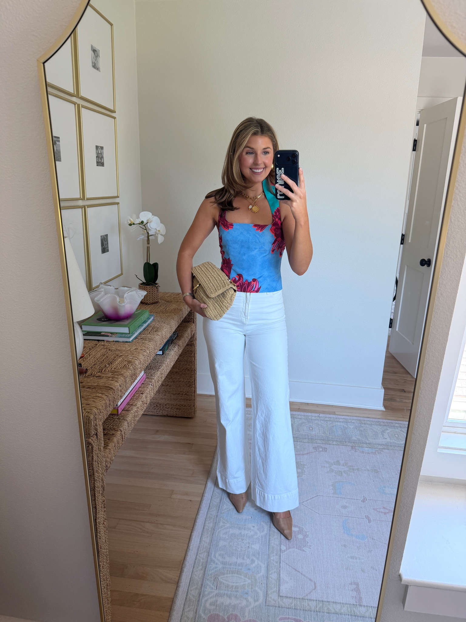 Summer date night outfit idea! Wearing an XS in top - code LOUISE20 for 20% off!