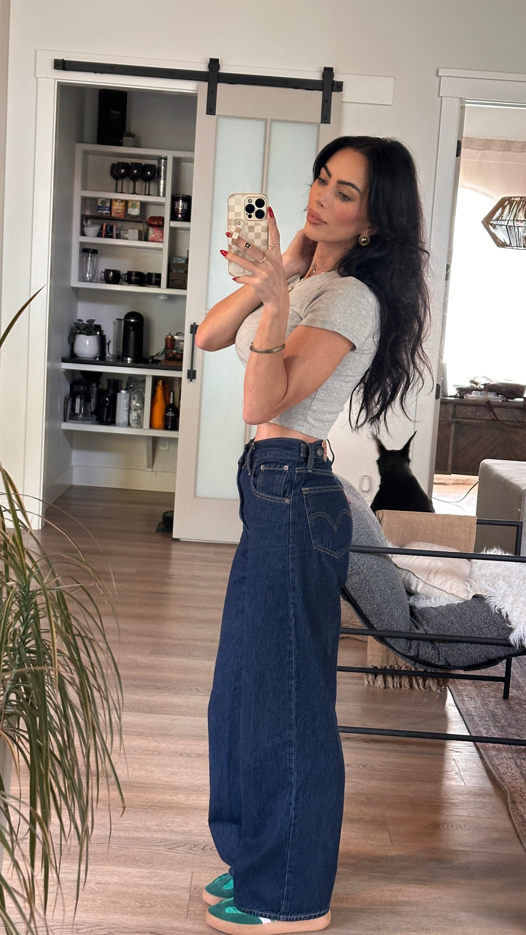 Cinch Levi’s are a game changer! #petite #levis #momjean #highwaisted 

#LTKPetite