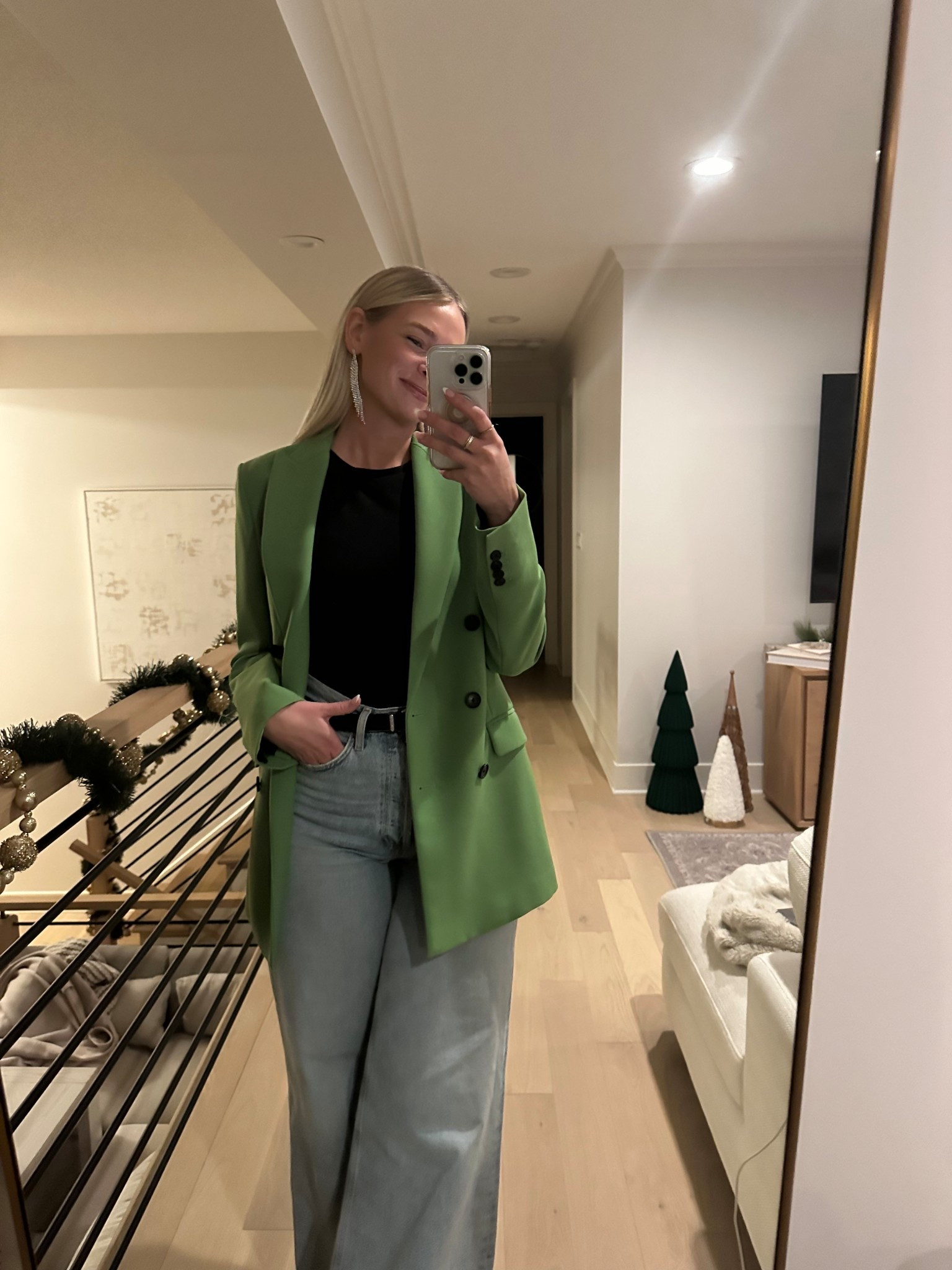 looovveee a blazer 

#LTKSaleAlert #LTKHoliday #LTKootd