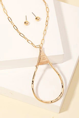 Refined Teardrop Necklace (2 Colors) | The Boxed Bowtique