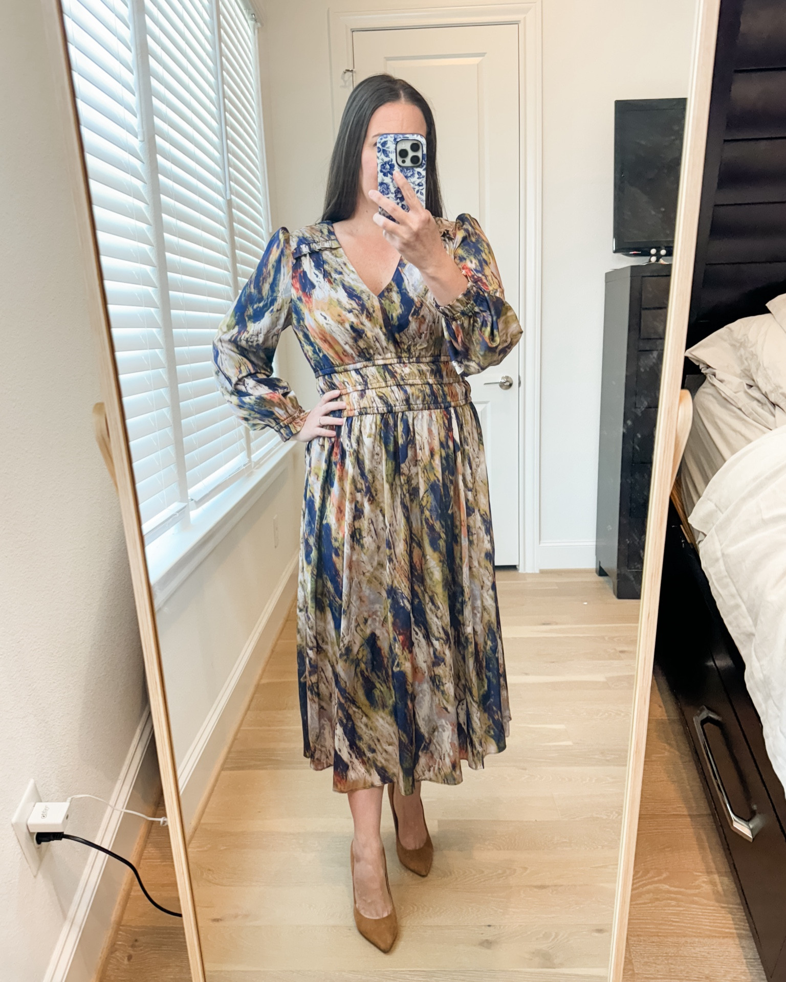 Fall dress / family photo outfit / work outfit / workwear / fall outfits / fall maxi dress / long sleeve dress / wedding guest dress / office outfit 

#LTKSeasonal #LTKWorkwear #LTKWedding