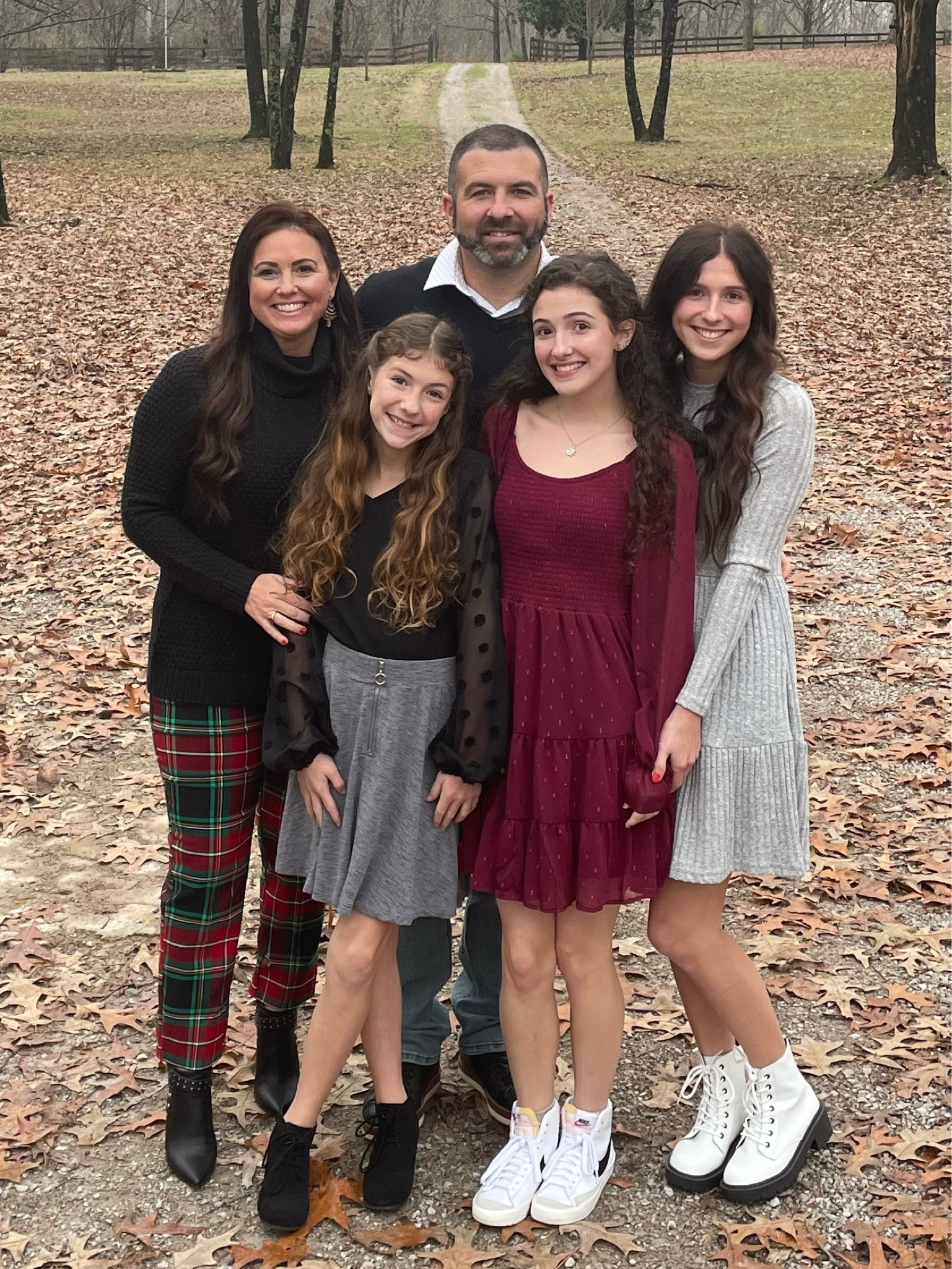 Linking some of our pieces we wore for our family Christmas cards!🎄✨

Tags:
Christmas dress
Christmas cards
Altr’d State dress
Teen fashion
Teen looks
Teen fits
Teen dress
Family fashion
Shein dress
Shein kids
Kids fashion
Preteen fashion
Tween fashion
Nike blazers
Nikes
Doc martens

#LTKHoliday #LTKshoecrush #LTKfamily