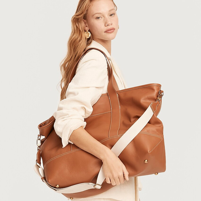 Weekender Montauk tote in leather | J. Crew US