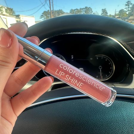 New favorite lip gloss ☀️

#LTKbeauty