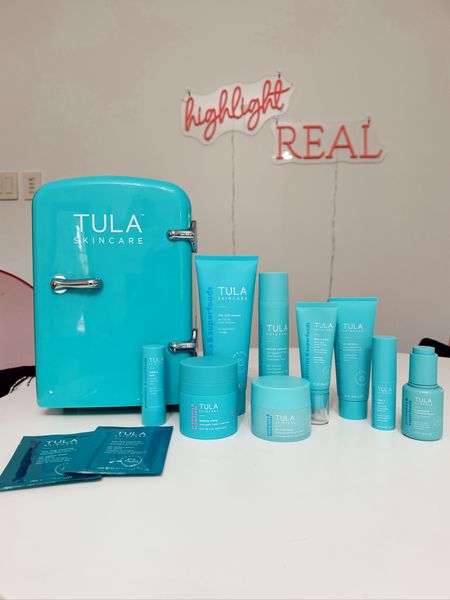 BEAUTY LOVER GIFT IDEA / Tula 10-Piece Set + Skincare Mini Fridge @tula

#LTKGiftGuide #LTKHoliday #LTKbeauty