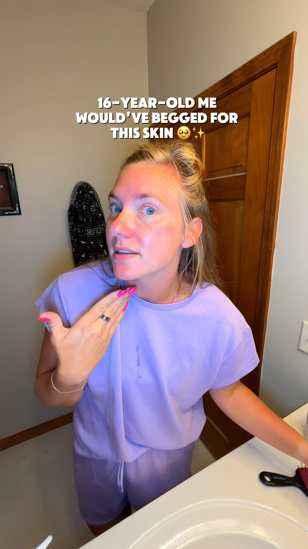 Linking my pajamas and skin care! Full skin care routine video is also posted! #skincare

#LTKMidsize #LTKStyleTip #LTKBeauty
