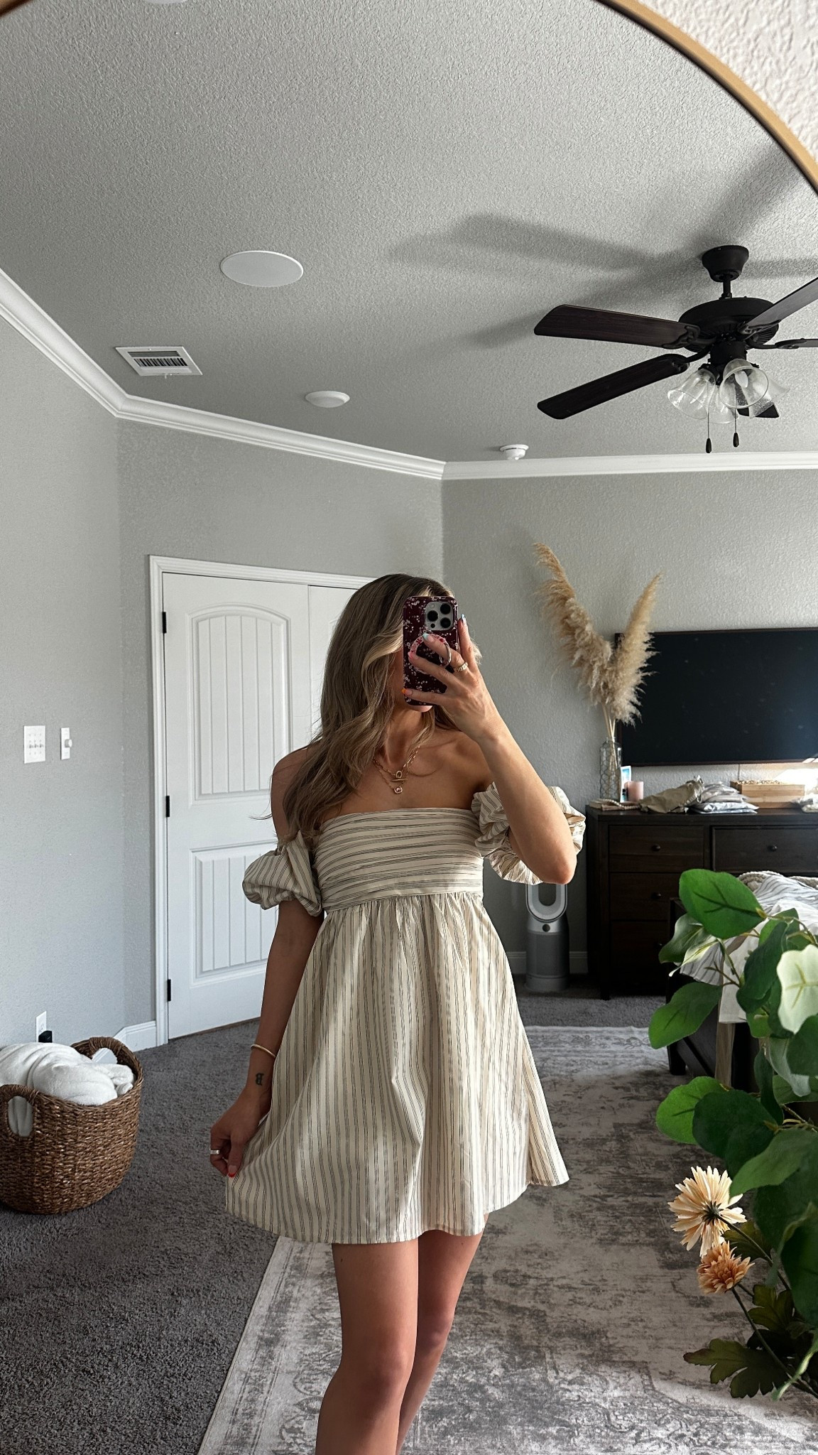 ***GASP*** this dress!!! it’s actually a romper, y’all!! i sized down to an xs and it fits perfect - i want all the patterns in this one!!! so perfect with wedges or cowboy boots!

#LTKFindsUnder100 #LTKFindsUnder50 #LTKSaleAlert