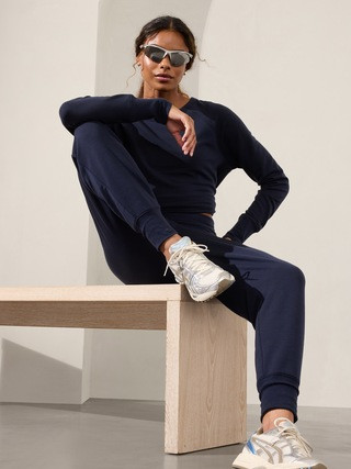Coaster Luxe High Rise Jogger | Athleta