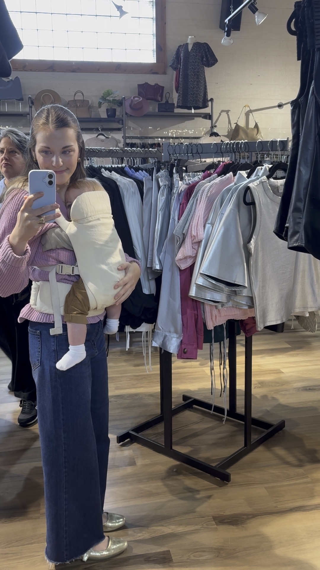 Christmas shopping with mom!! Use code TAYTAY15 for 15% off my favorite jeans!! #shopAvara

#LTKFindsUnder50 #LTKSaleAlert #LTKBaby