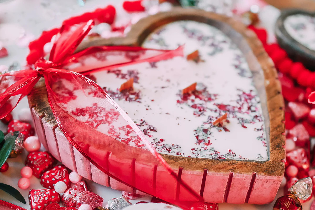 Valentine&#39;s Day Edition Giant Ridgy Heart | Abandoned Cakes