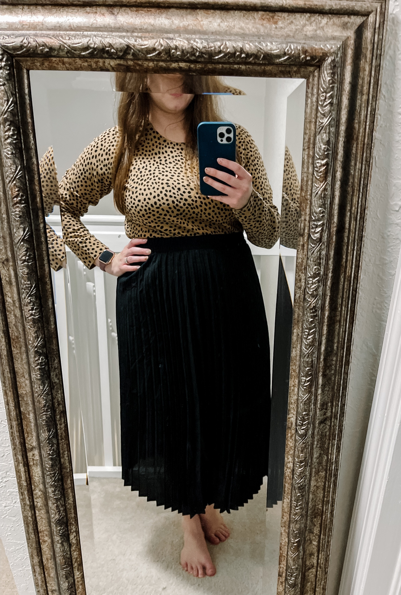 Cheetah print Teddie sweater and black please midi skirt

Top: L
Skirt: L

#LTKmidsize #LTKworkwear #LTKitbag