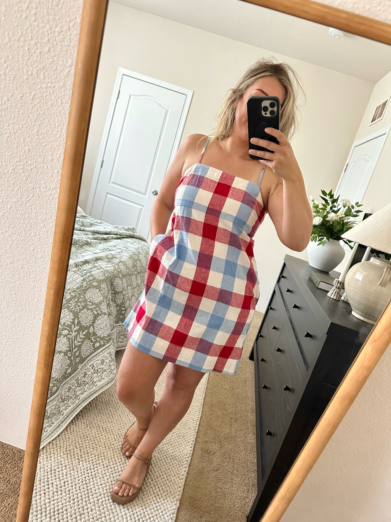 This cutie dress! Also available in store at Target for a last minute 4th of July outfit! Order online and pick up in store to get it while it’s still on sale!

4th of July outfits, 4th of July dress, summer dress, red white and blue, mom outfits, fashion finds, ootd

#LTKootd #LTKSaleAlert #LTKMidsize
