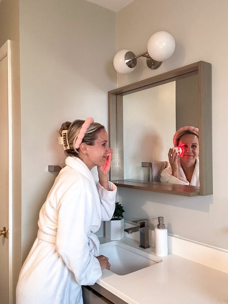 Revive Light Therapy Soniqué Mini Cleanser 10% off: STEFANIELTK
robe | Mother’s Day gift for her | beauty fave | skincare 

#LTKGiftGuide #LTKbeauty