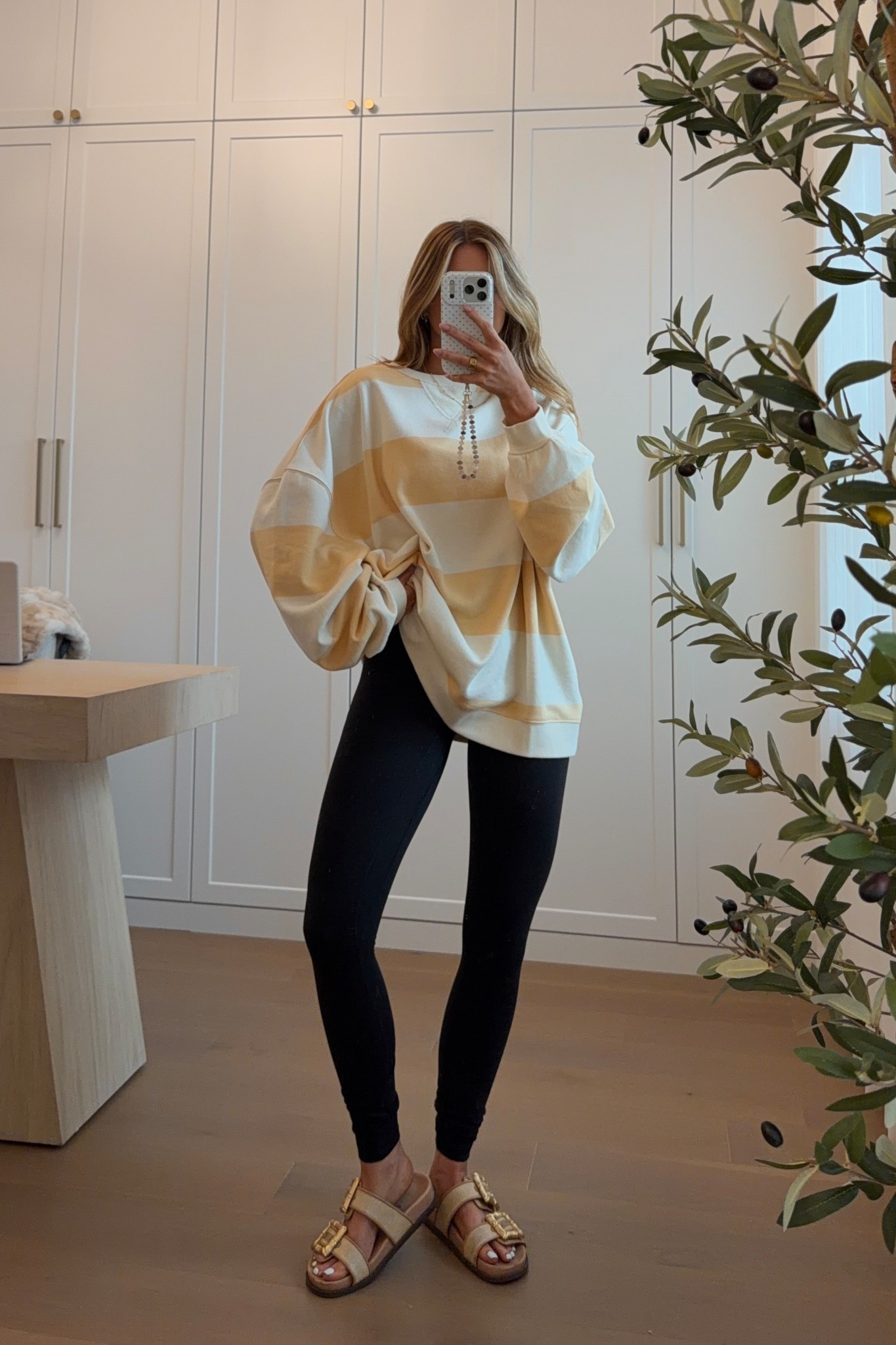 long sleeve: small // leggings: xs petite 
