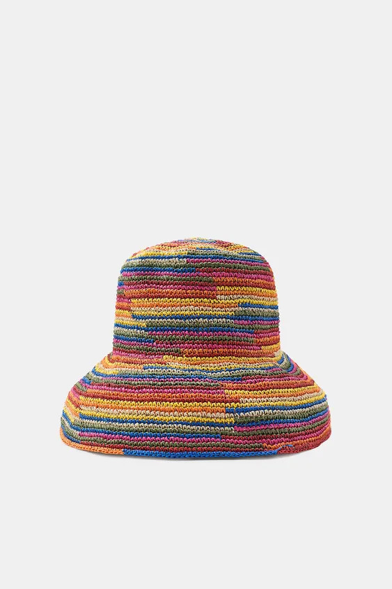 Combined bucket hat. | Zara UK