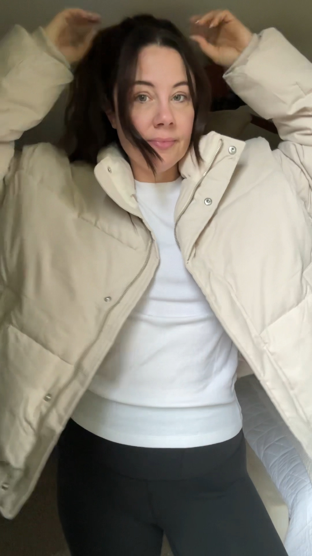 Took a chance and ordered this AF mini ultra puffer in XXL for $26!!
Omgosh lucky me 
Regularly size 6/8 5’7 
#abercrombie #puffer


#LTKCyberWeek #LTKFindsUnder50