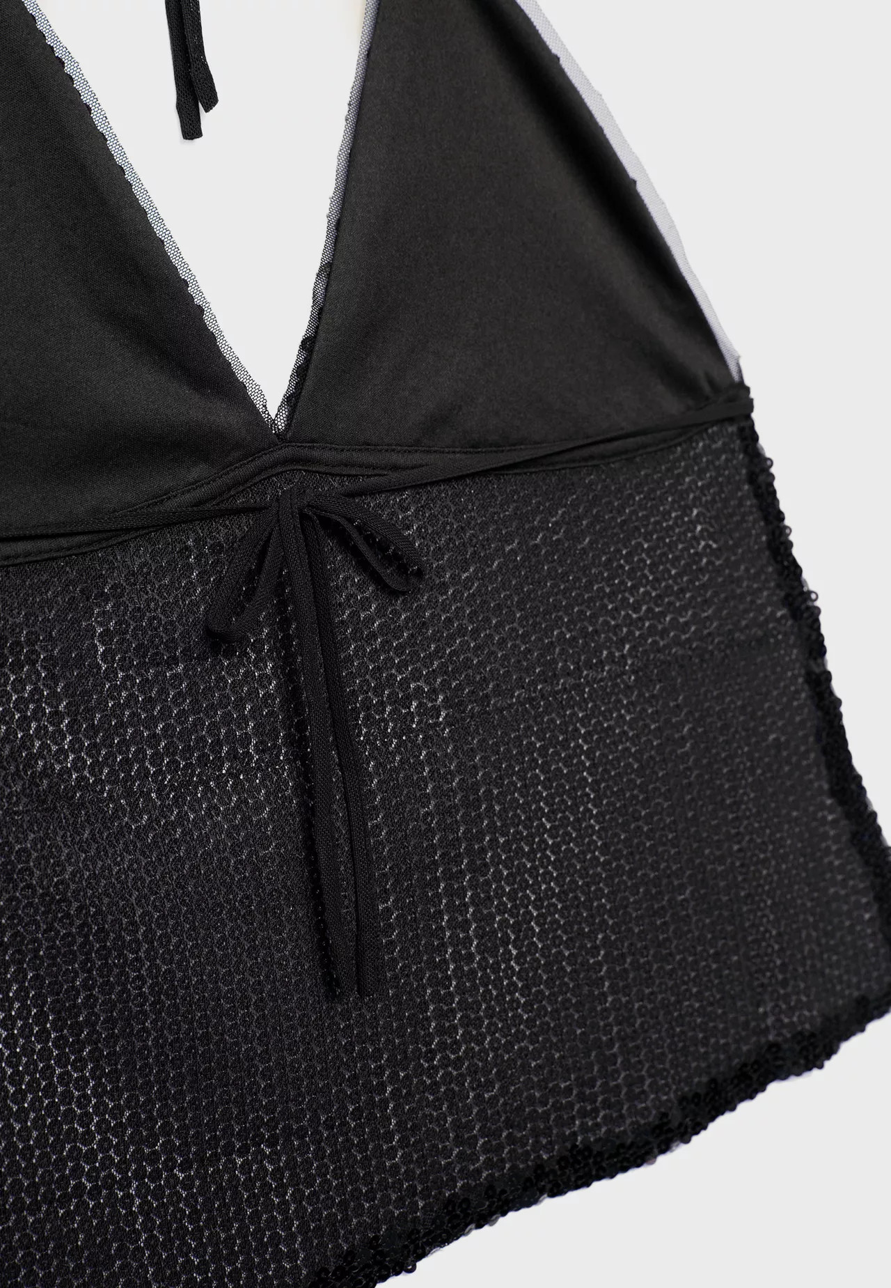 Sequinned halter neck top | Stradivarius (UK)