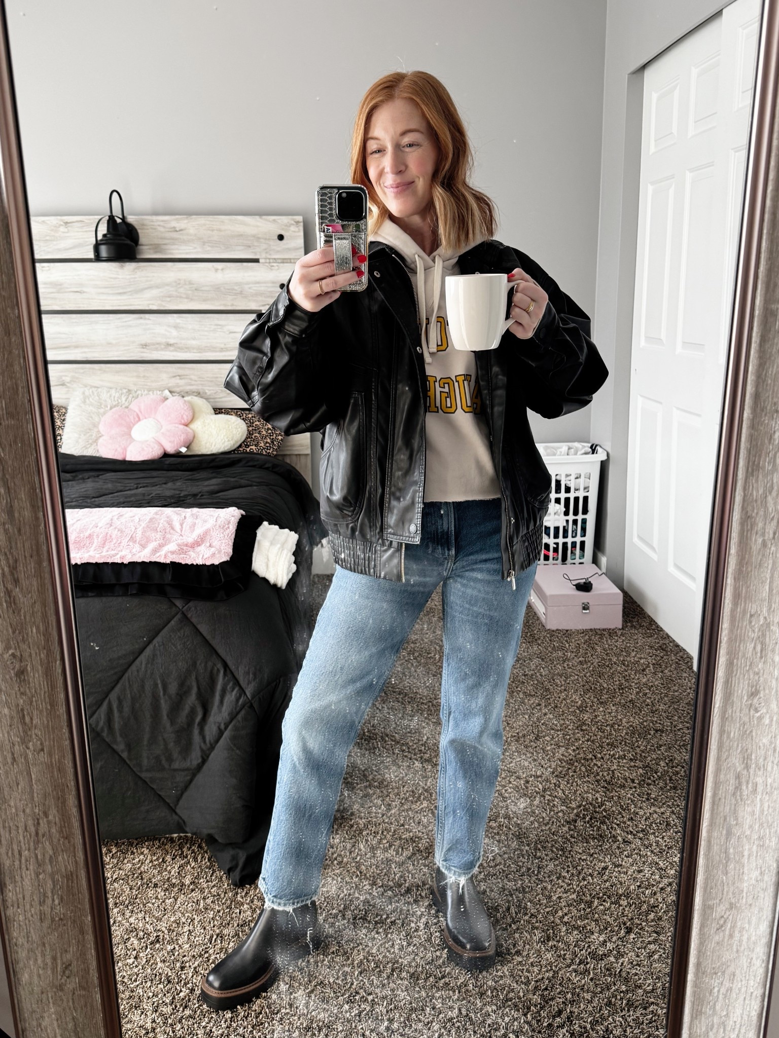 Jacket is a XS 
hoodie is a XS
Jeans are old so linking similar
Shoes are true size 7.5

#LTKootd #LTKSeasonal #LTKmomlife