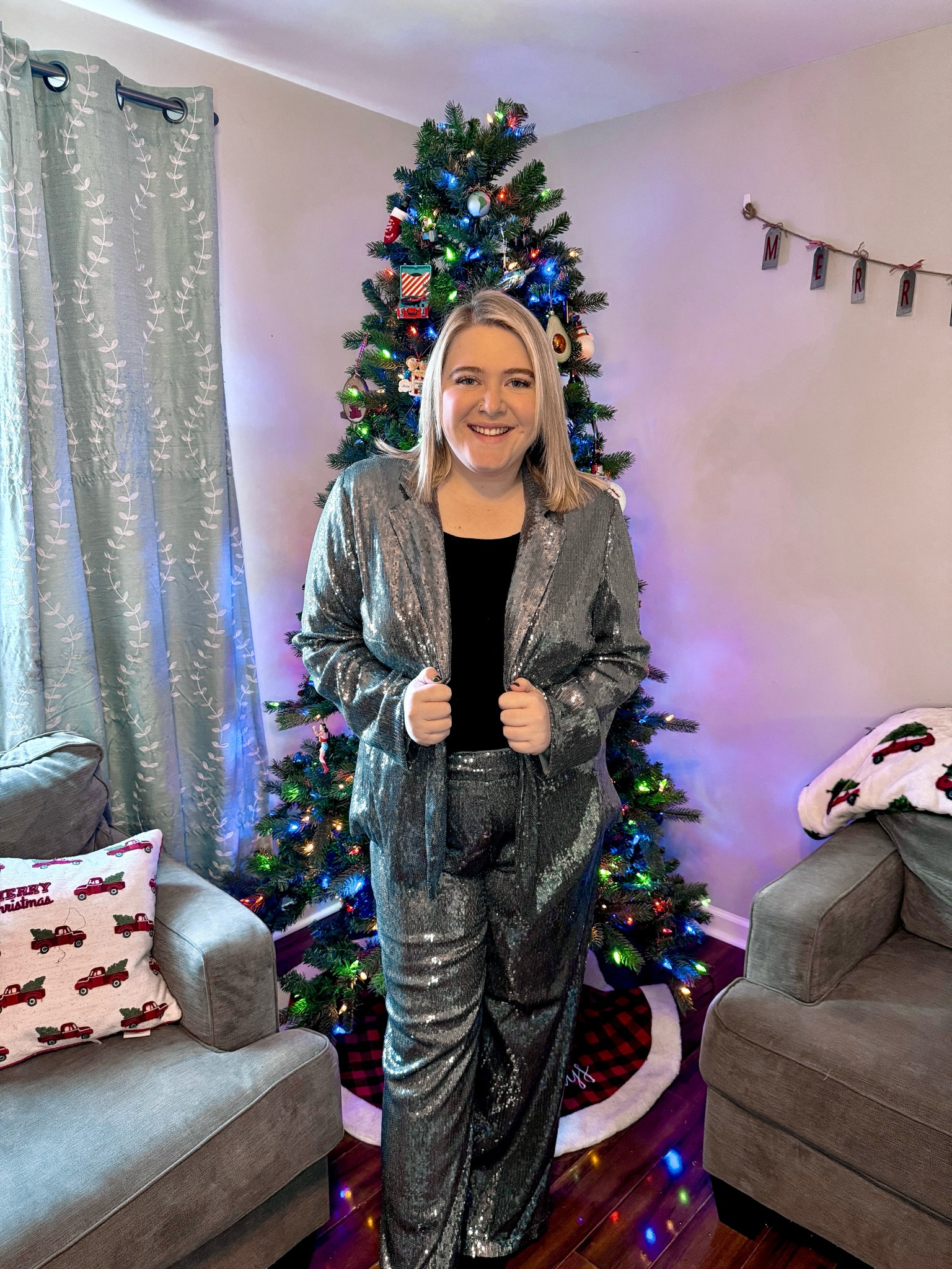 Day 9 of 20 Holiday Looks 

#LTKSeasonal #LTKplussize #LTKHoliday