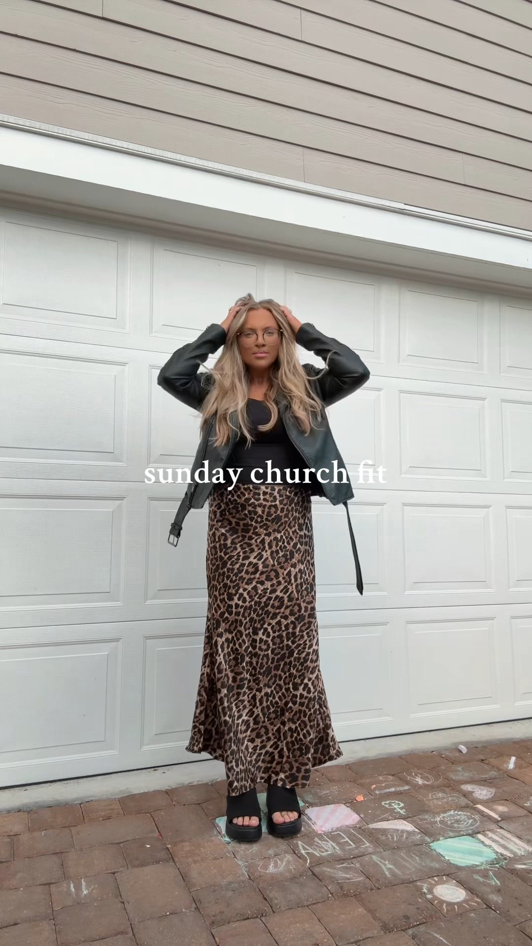 i’m 5’1 145 in a medium 

#LTKFindsUnder50 #LTKSeasonal #LTKSaleAlert